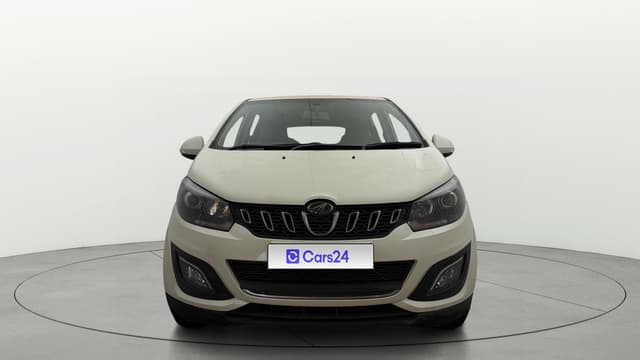 Used 2023 Mahindra Marazzo Used 2023 Mahindra Marazzo