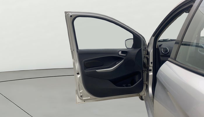 2016 Ford Figo Aspire TITANIUM 1.5 PETROL AT, Petrol, Automatic, 90,179 km, LHS Front Door