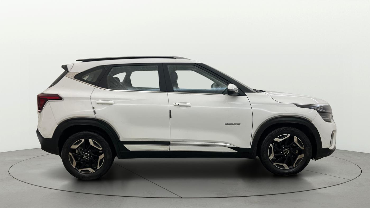 2024 KIA SELTOS Gravity 1.5 Petrol IVT, CNG, Automatic, 45,169 km, Right Side View