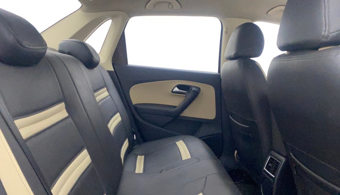 2016 Volkswagen Ameo HIGHLINE1.5L, Diesel, Manual, 93,203 km, Right Side Rear Door Cabin