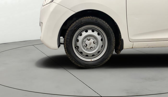 2018 Hyundai Eon ERA +, Petrol, Manual, 72,447 km, Left Front Wheel