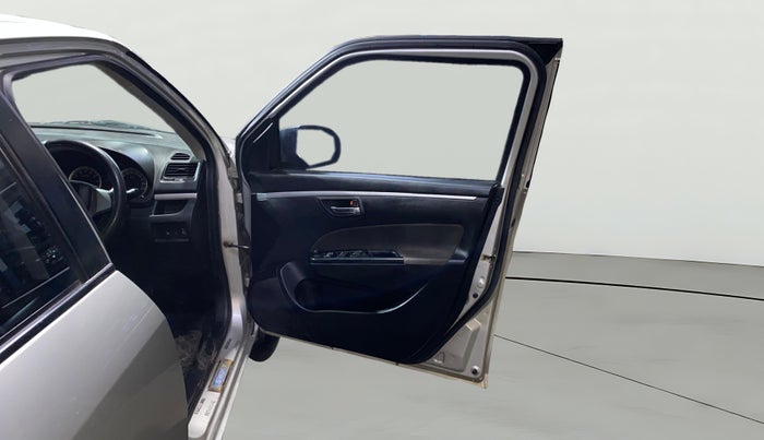 2014 Maruti Swift VXI, Petrol, Manual, 19,872 km, RHS Front Door