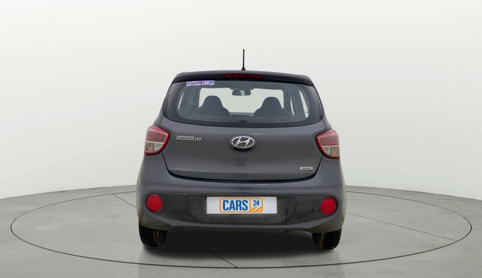 2017 Hyundai Grand i10 MAGNA AT 1.2 KAPPA VTVT, Petrol, Automatic, 33,435 km, Back/Rear
