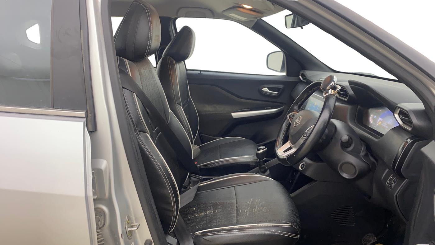 2021 Nissan MAGNITE XV PREMIUM, Petrol, Manual, 18,682 km, Right Side Front Door Cabin