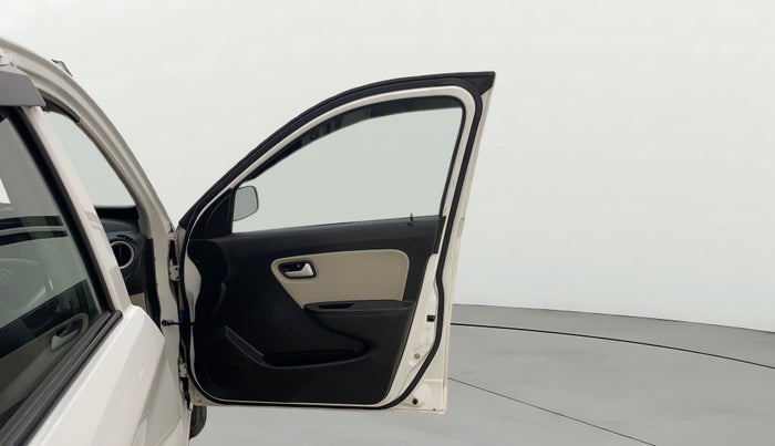 2021 Maruti Alto LXI, Petrol, Manual, 15,035 km, RHS Front Door