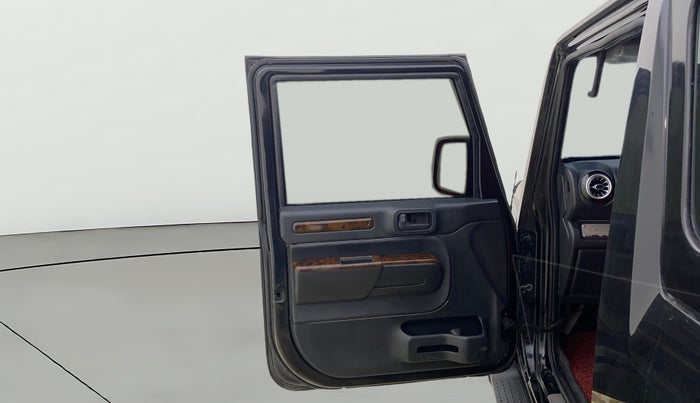 2022 Mahindra Thar LX PETROL HT 4WD AT, Petrol, Automatic, 41,933 km, LHS Front Door