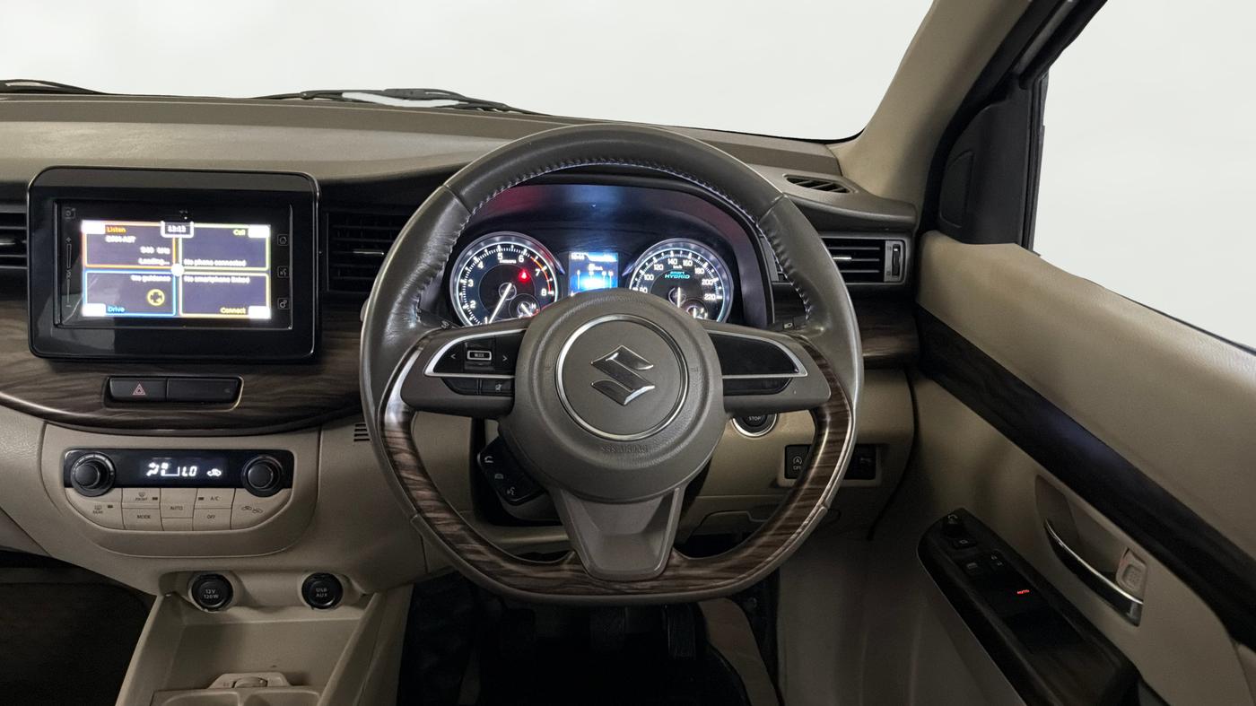 2019 Maruti Ertiga ZXI+ SHVS, Petrol, Manual, 43,013 km, Steering Wheel Close Up