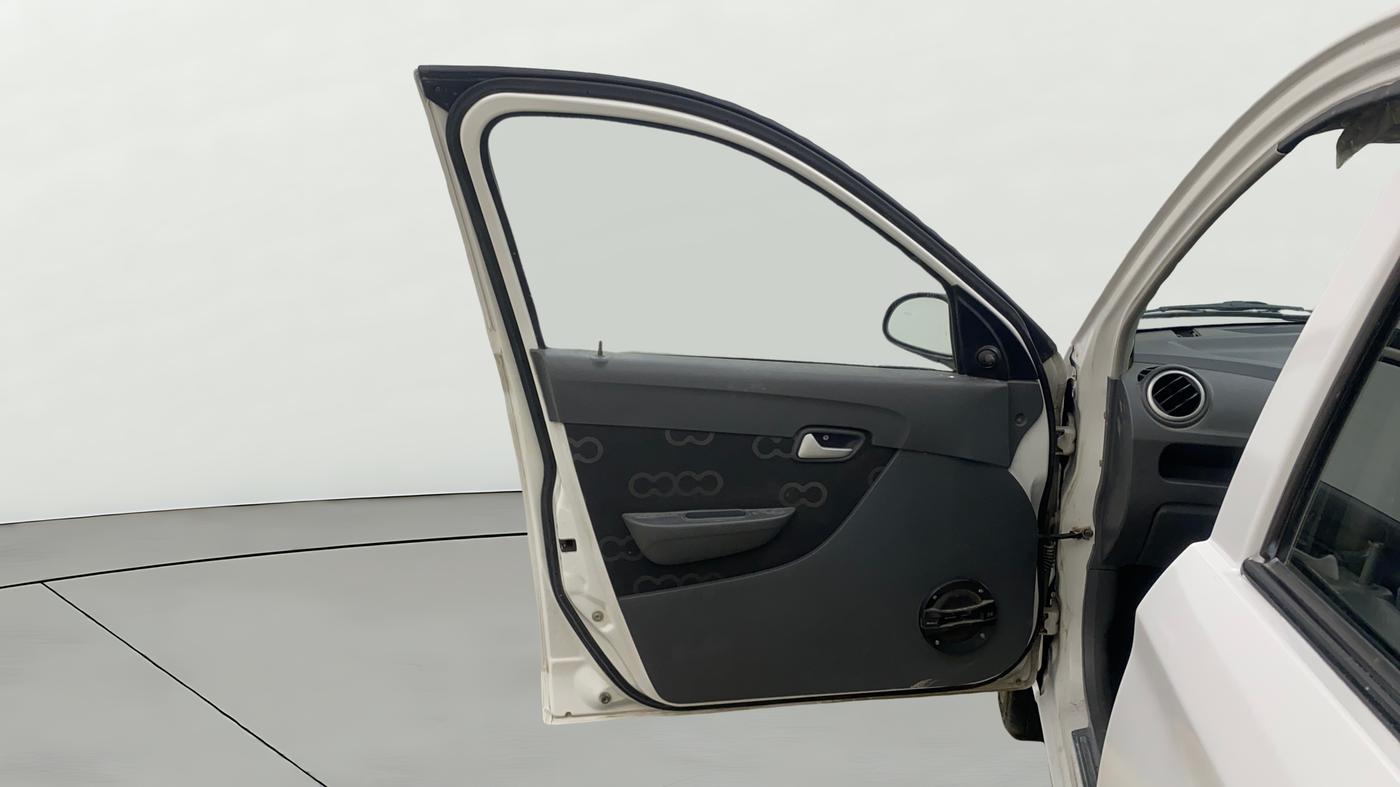 2014 Maruti Alto 800 LXI, Petrol, Manual, 1,40,596 km, LHS Front Door