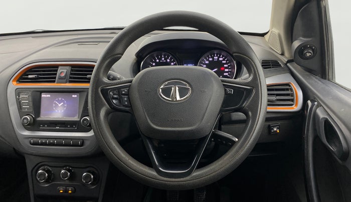 2018 Tata TIAGO NRG PETROL, CNG, Manual, 88,842 km, Steering Wheel Close Up