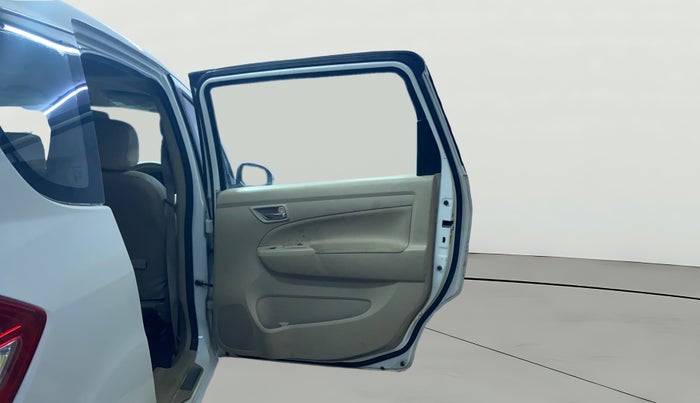 2016 Maruti Ertiga ZDI SHVS, Diesel, Manual, 58,297 km, RHS Rear Door