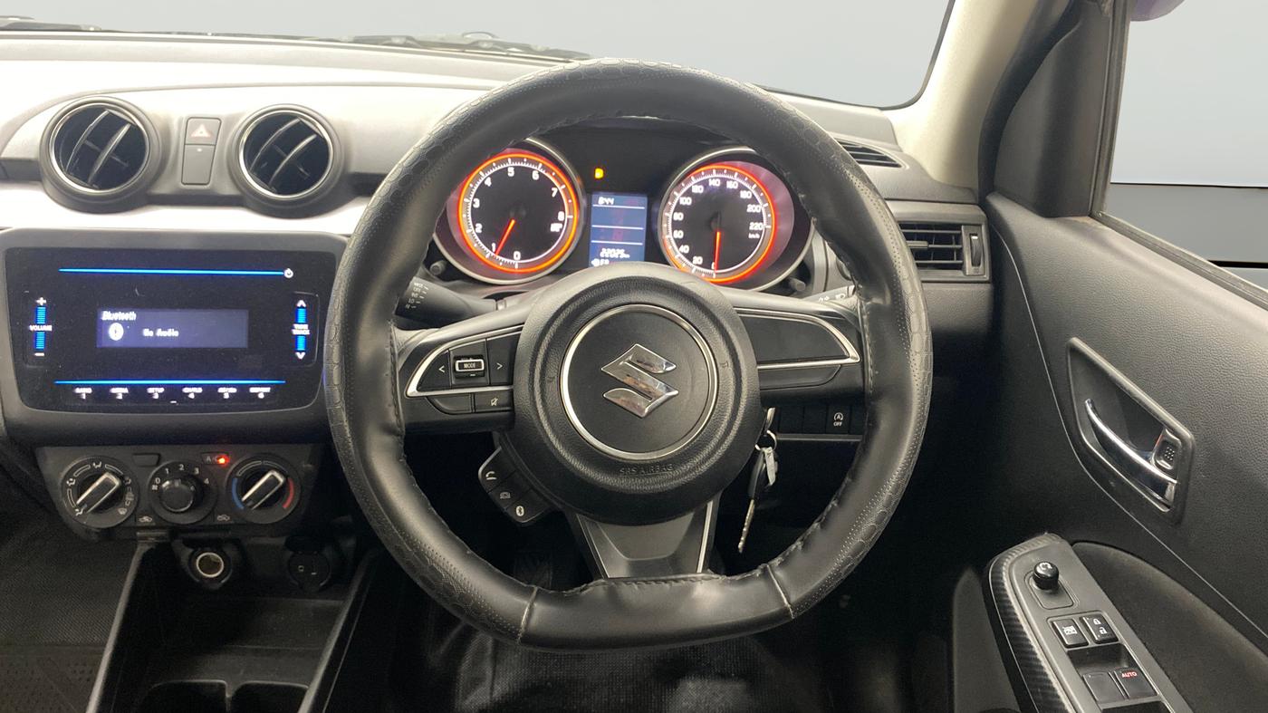 2021 Maruti Swift VXI, Petrol, Manual, 22,027 km, Steering Wheel Close Up