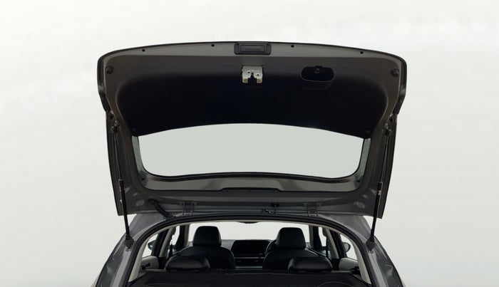 2023 Hyundai NEW I20 ASTA (O) 1.2 IVT, Petrol, Automatic, 11,135 km, Boot Door Open