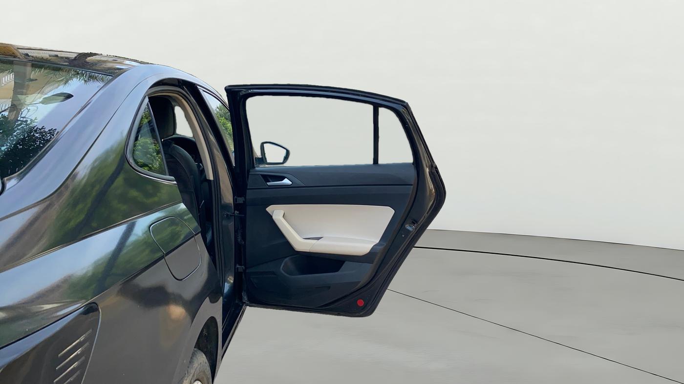 2023 Volkswagen VIRTUS COMFORTLINE TSI 1.0 MT, Petrol, Manual, 40,349 km, RHS Rear Door