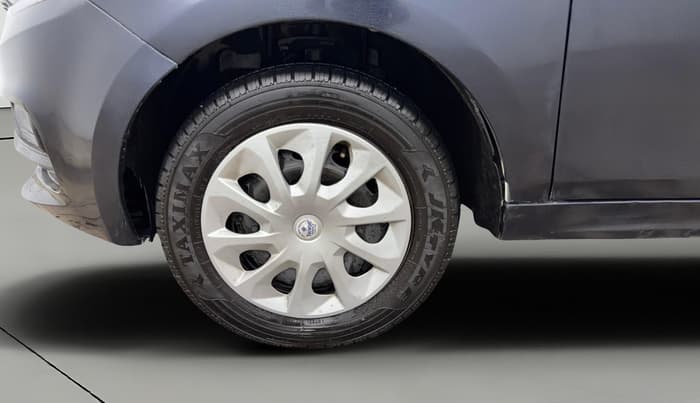 2022 Tata Tiago XT CNG, CNG, Manual, 79,150 km, Left Front Wheel