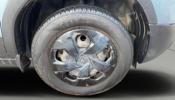 2024 Tata PUNCH ADVENTURE MT, Petrol, Manual, 28,375 km, Right Front Wheel