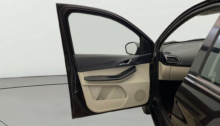2022 Tata Tiago XZ PLUS CNG, CNG, Manual, 7,074 km, LHS Front Door