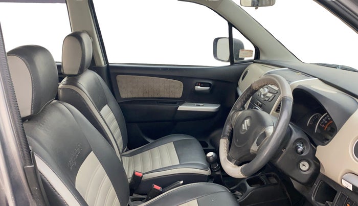 2015 Maruti Wagon R 1.0 VXI, Petrol, Manual, 1,15,577 km, Right Side Front Door Cabin
