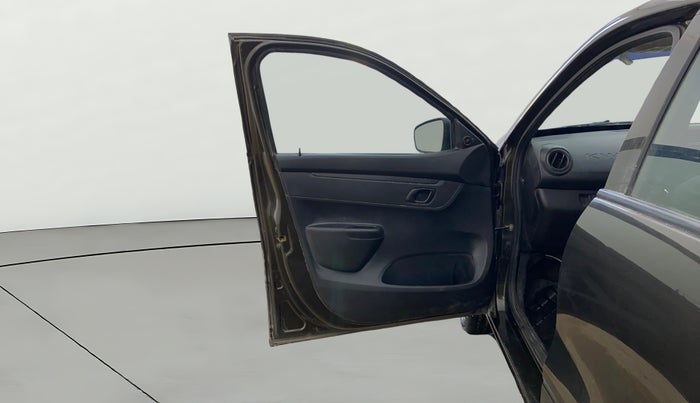 2020 Renault Kwid RXL, Petrol, Manual, 38,712 km, LHS Front Door