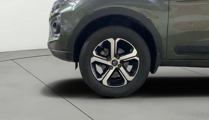 2022 Tata NEXON XZ PLUS (PREMIUM) DIESEL, Diesel, Manual, 36,761 km, Left Front Wheel