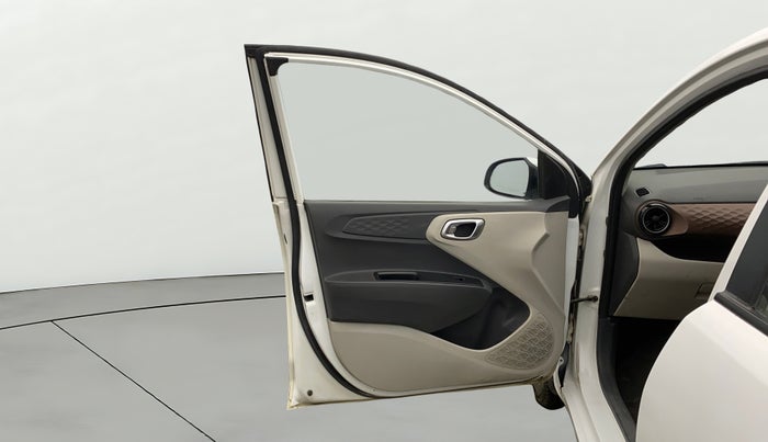 2021 Hyundai AURA SX 1.2, Petrol, Manual, 1,16,017 km, LHS Front Door