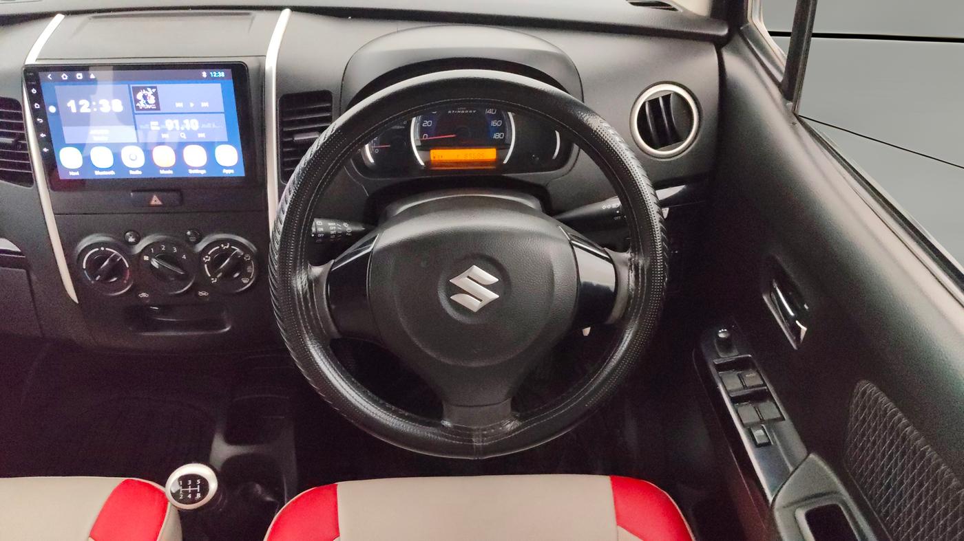 2015 Maruti Wagon R Stingray VXI, Petrol, Manual, 65,677 km, Steering Wheel Close Up