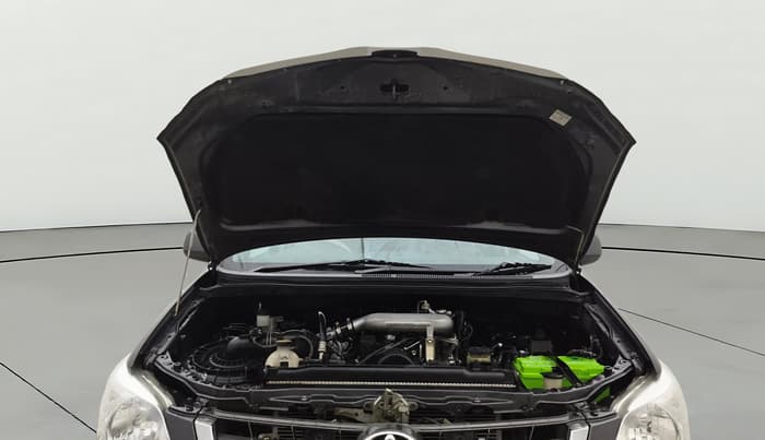 2015 Toyota Innova 2.5 GX 7 STR, Diesel, Manual, 93,285 km, Open Bonet