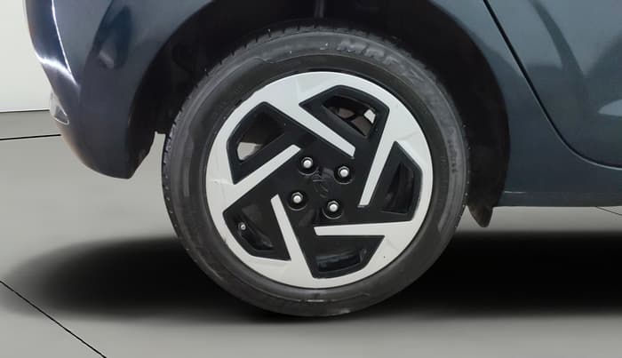 2023 Hyundai GRAND I10 NIOS SPORTZ AMT 1.2 KAPPA VTVT, Petrol, Automatic, 35,202 km, Right Rear Wheel