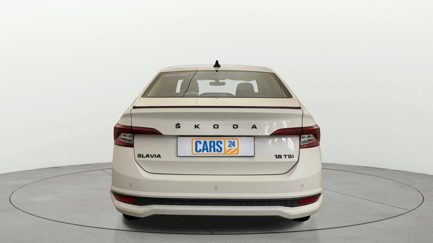 2022 Skoda SLAVIA STYLE 1.5L TSI MT, Petrol, Manual, 17,788 km, Back/Rear