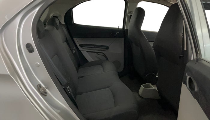 2017 Tata Tiago XT PETROL, Petrol, Manual, 66,624 km, Right Side Rear Door Cabin