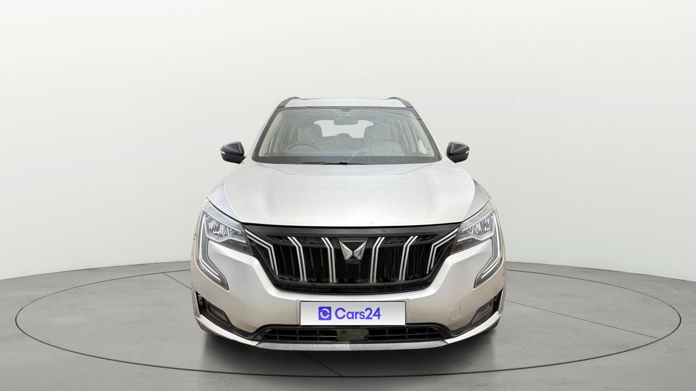 2022 Mahindra XUV700 AX 5 P AT 5 STR, Petrol, Automatic, 34,431 km, Front