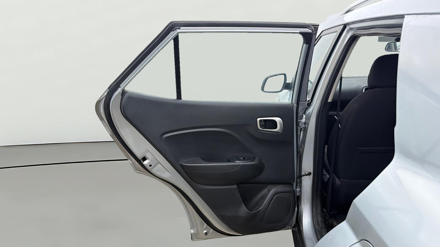 2020 Hyundai VENUE S 1.2, Petrol, Manual, 31,650 km, LHS Rear Door