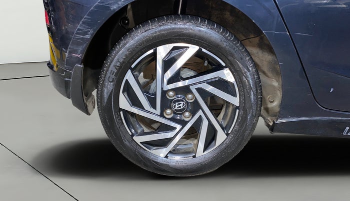 2025 Hyundai NEW I20 ASTA 1.2 MT, Petrol, Manual, 49,110 km, Right Rear Wheel