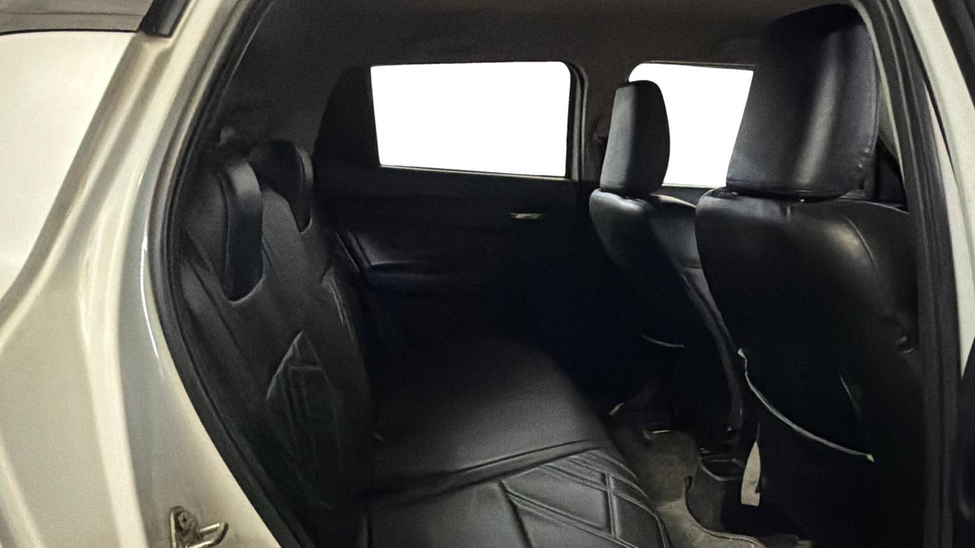 2022 Maruti Swift VXI, Petrol, Manual, 33,721 km, Right Side Rear Door Cabin
