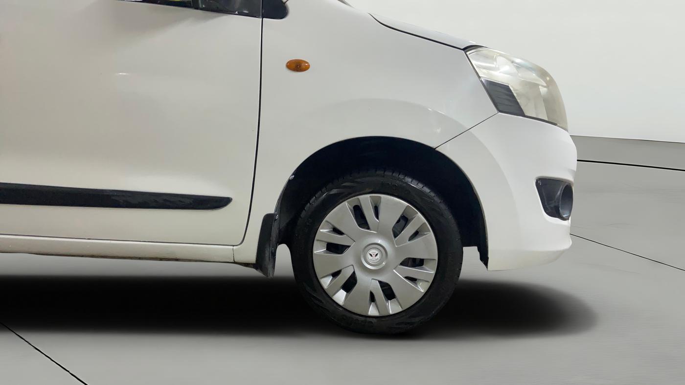 2013 Maruti Wagon R 1.0 VXI, Petrol, Manual, 34,722 km, Right Front Wheel