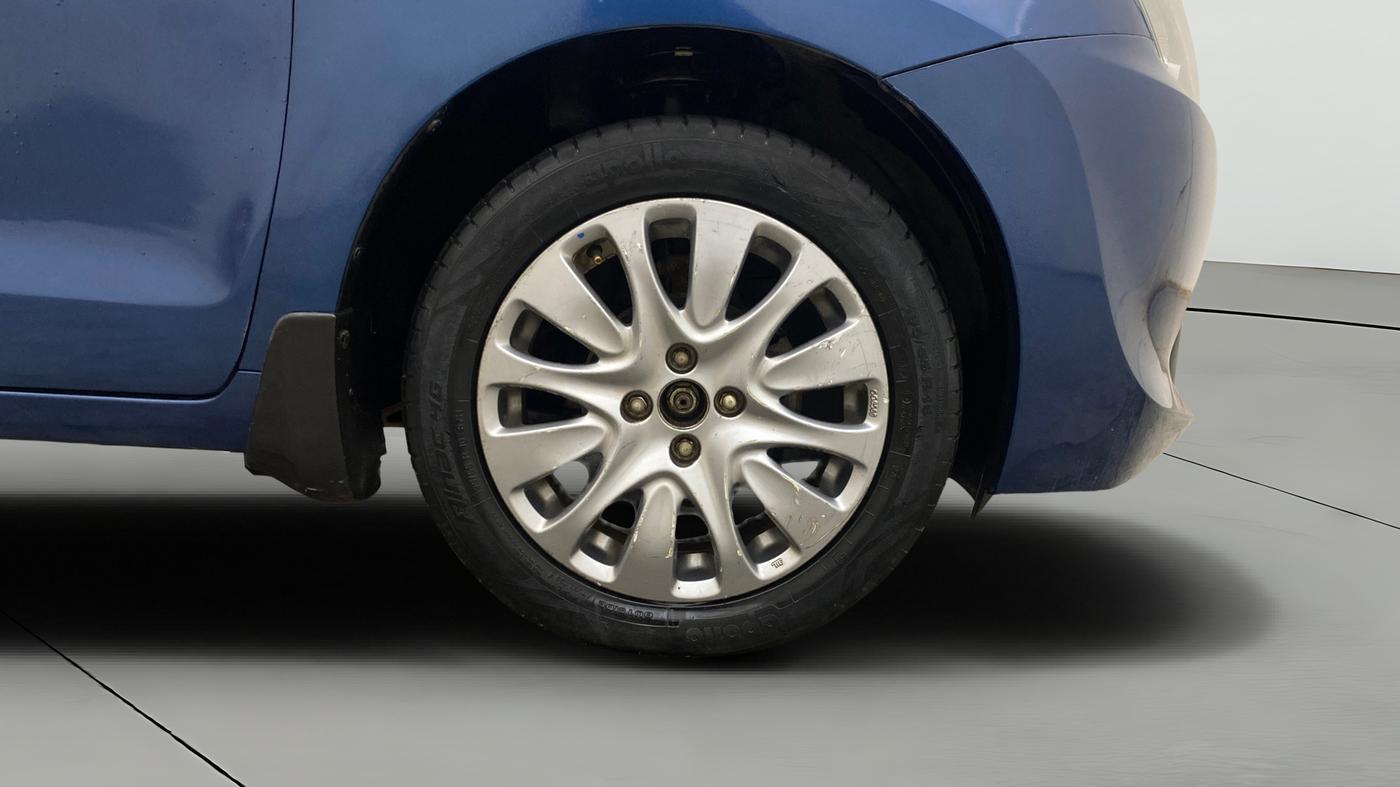 2017 Maruti Baleno ZETA PETROL 1.2, Petrol, Manual, 83,512 km, Right Front Wheel