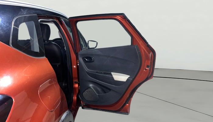 2018 Renault Captur PLATINE DIESEL , Diesel, Manual, 51,071 km, RHS Rear Door