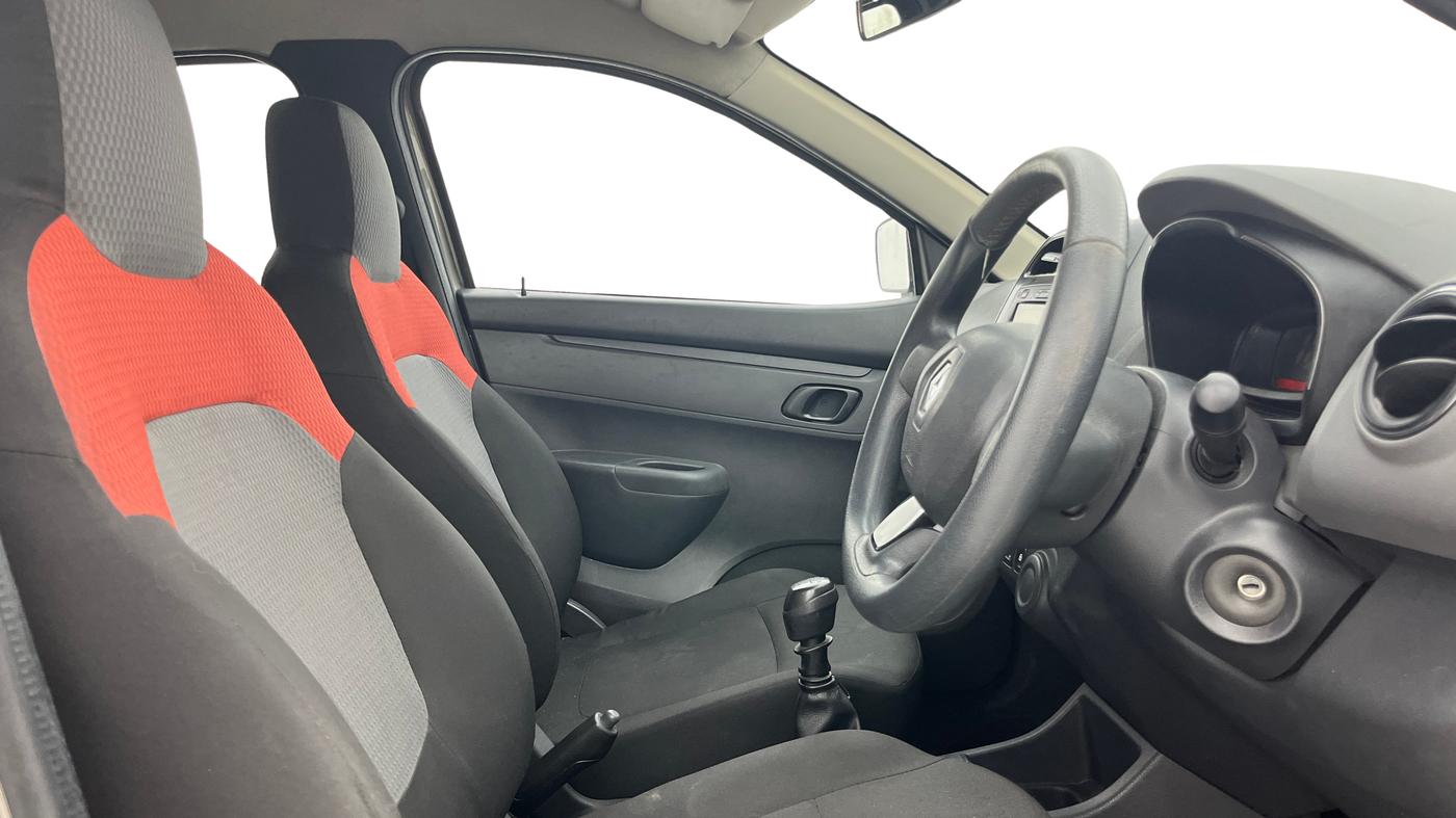 2015 Renault Kwid RXT 0.8, Petrol, Manual, 78,073 km, Right Side Front Door Cabin