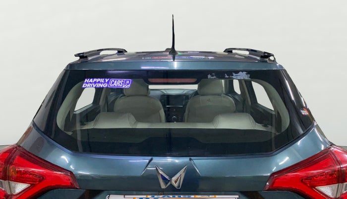 2022 Mahindra XUV300 W6 1.5 DIESEL AMT, Diesel, Automatic, 17,740 km, Rear Windshield