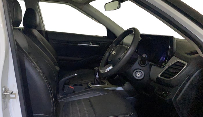 2019 KIA SELTOS HTK 1.5 PETROL, Petrol, Manual, 67,251 km, Right Side Front Door Cabin