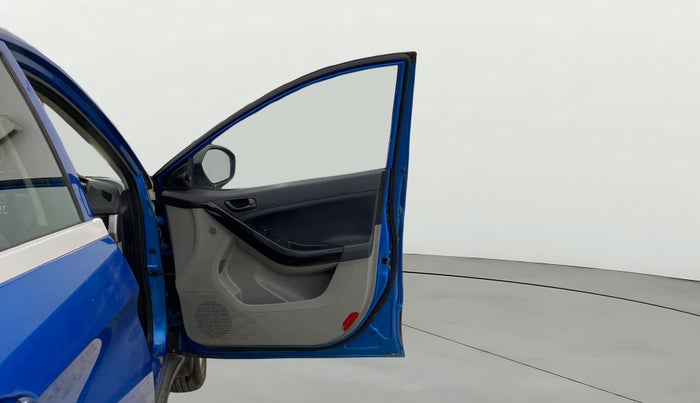 2019 Tata NEXON XMA PETROL, Petrol, Automatic, 22,234 km, RHS Front Door