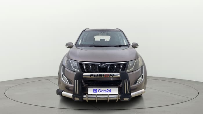 2018 Mahindra XUV500 W10, Diesel, Manual, 55,072 km, Front