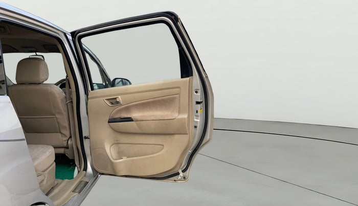 2013 Maruti Ertiga ZDI, Diesel, Manual, 1,00,067 km, RHS Rear Door