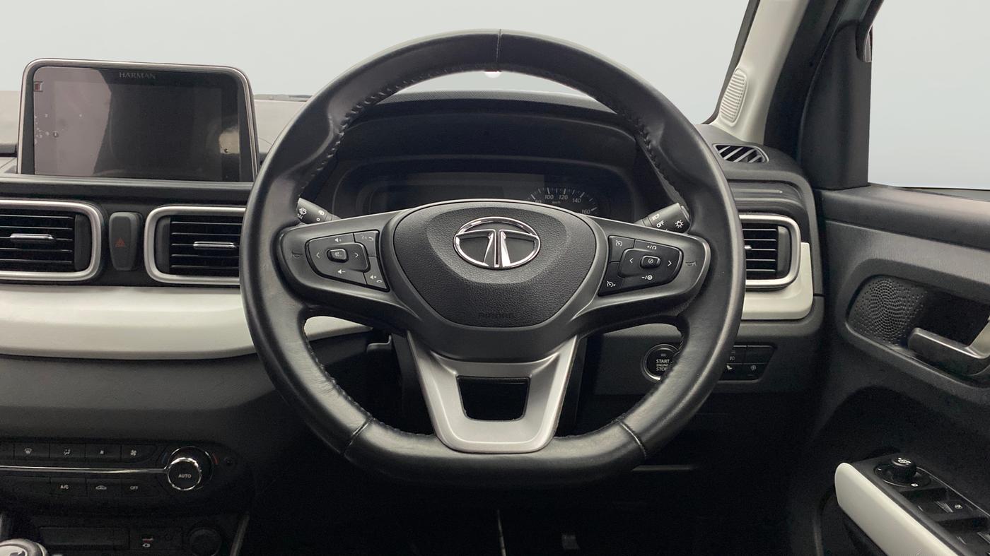 2022 Tata PUNCH CREATIVE  MT, Petrol, Manual, 7,971 km, Steering Wheel Close Up