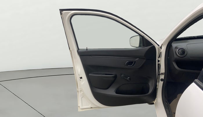 2017 Renault Kwid RXL 1.0 AMT, Petrol, Automatic, 77,644 km, LHS Front Door