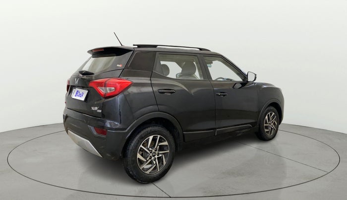 2023 Mahindra XUV300 W8 1.2 PETROL, Petrol, Manual, 59,860 km, Right Back Diagonal