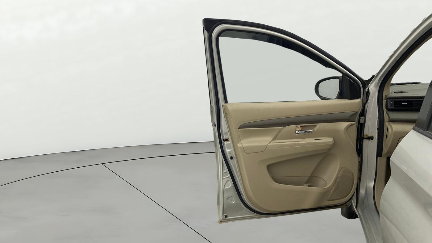 2020 Maruti Ertiga VXI AT SHVS, Petrol, Automatic, 76,014 km, LHS Front Door