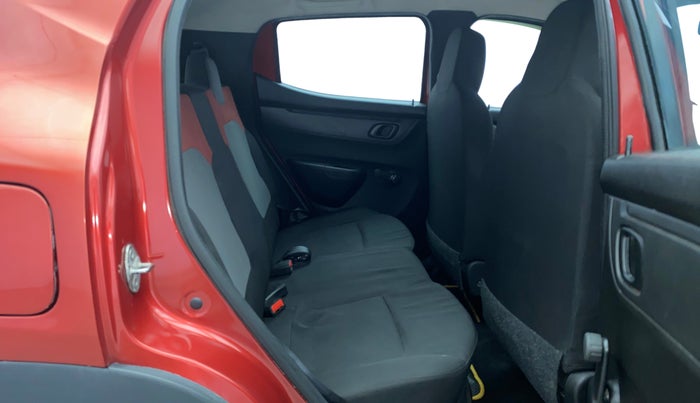 2017 Renault Kwid RXT 1.0, Petrol, Manual, 44,244 km, Right Side Rear Door Cabin