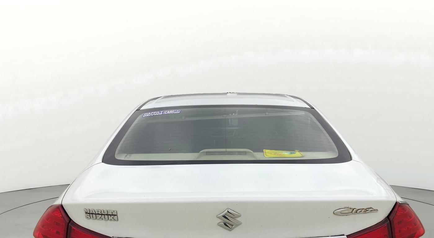 2016 Maruti Ciaz ZXI+, Petrol, Manual, 66,270 km, Rear Windshield