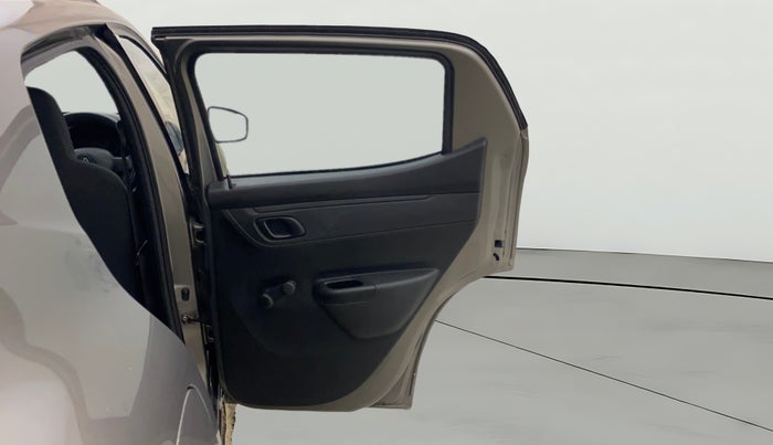 2017 Renault Kwid RXT 1.0, Petrol, Manual, 37,707 km, RHS Rear Door