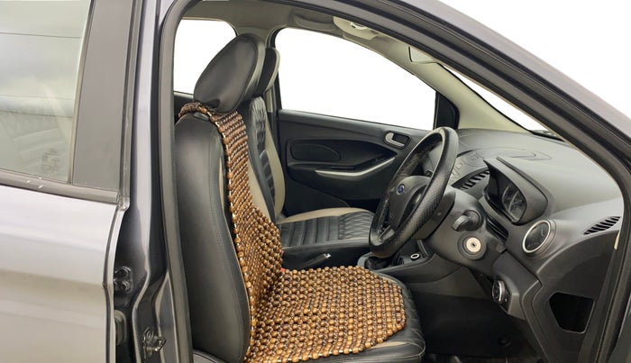 2018 Ford New Figo TREND 1.2 PETROL, Petrol, Manual, 95,917 km, Right Side Front Door Cabin